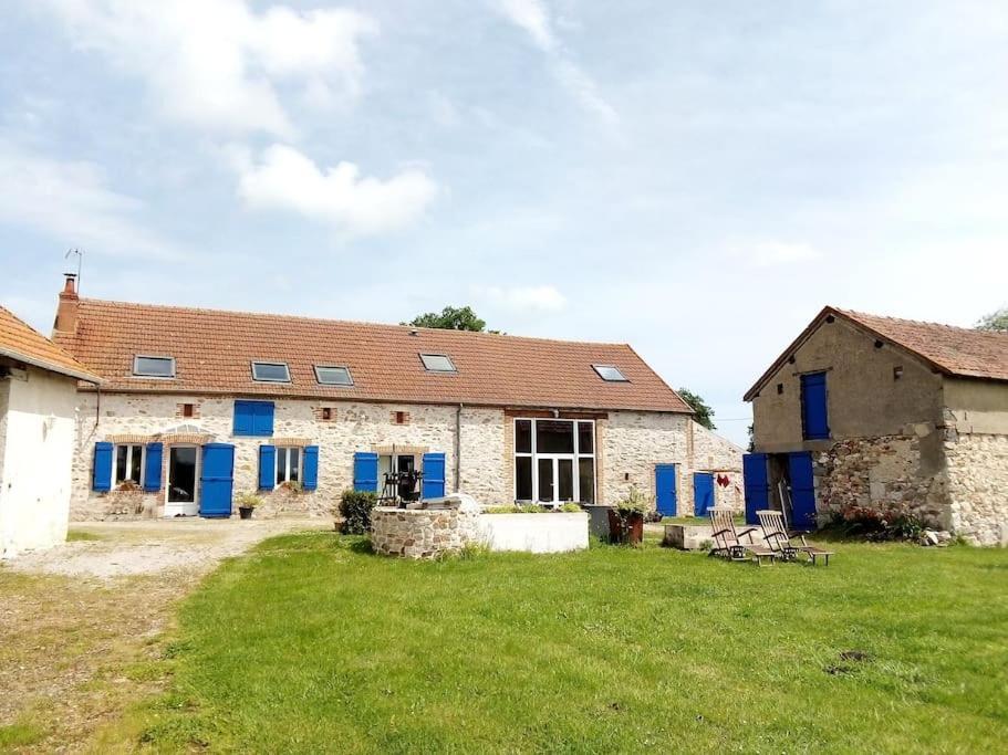 הוילה Saint-Angel  La Grange De Marie A St Angel - Magnifique Grange Renovee En Loft Pour 1 A 6 Pers מראה חיצוני תמונה
